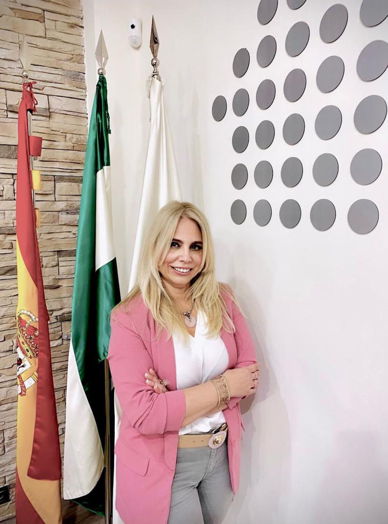Dña. Marjoleine Miranda García