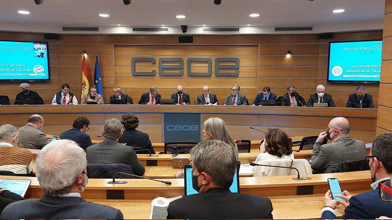 Salvador Díez Lloris es nombrado presidente de honor del CGCAFE
