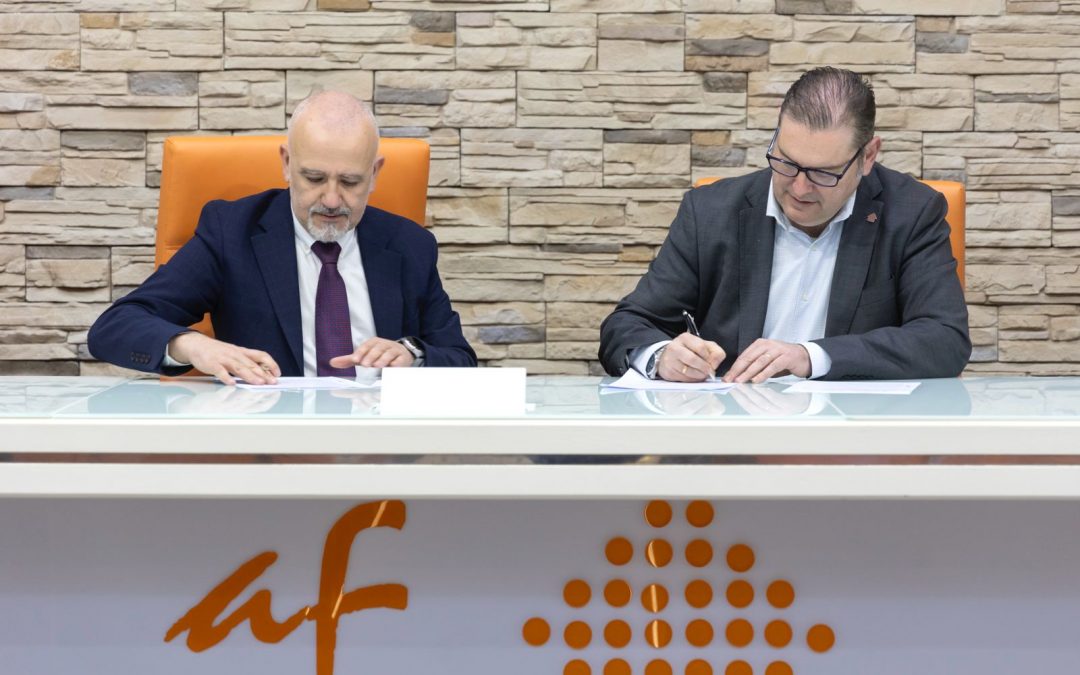Acuerdo de colaboración entre CAF Málaga y Stechome, gestión y eficiencia energética para el sector residencial